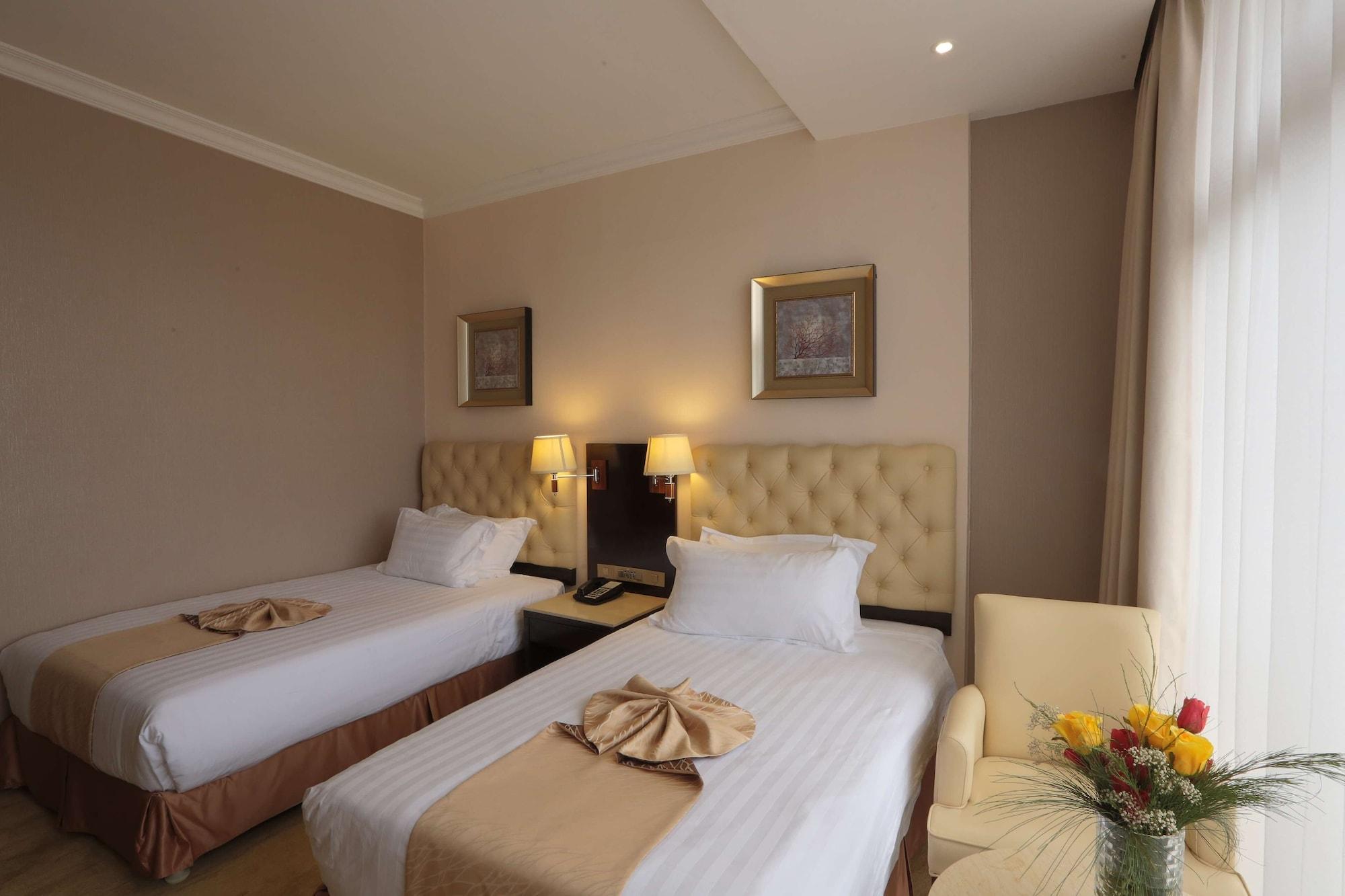 Getfam Hotel Аддис-Абеба Екстер'єр фото
