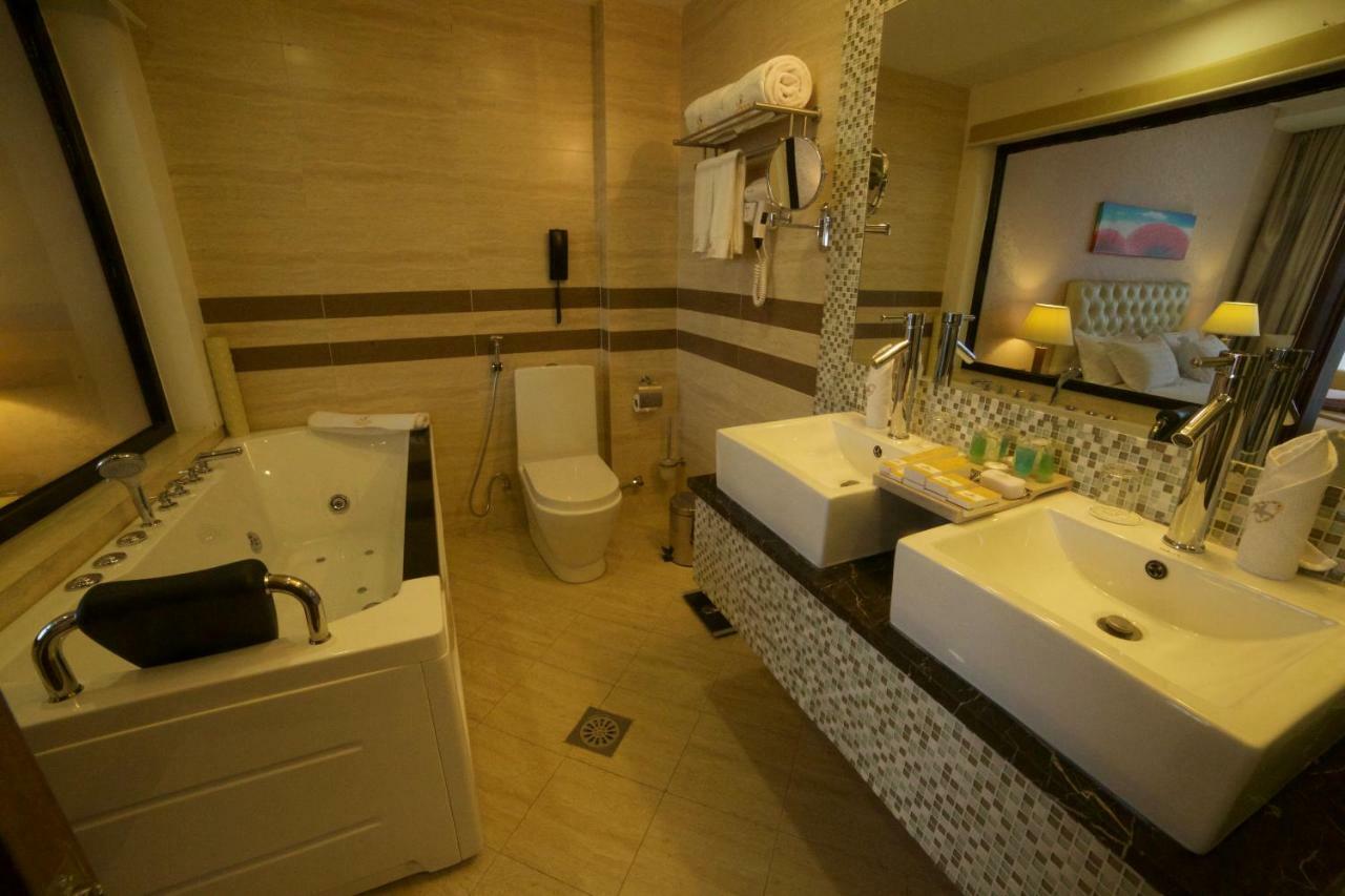 Getfam Hotel Аддис-Абеба Екстер'єр фото